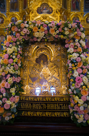 Настоятельница монастыря приняла участия в торжествах, посвященных празднованию Донской иконы Божией Матери